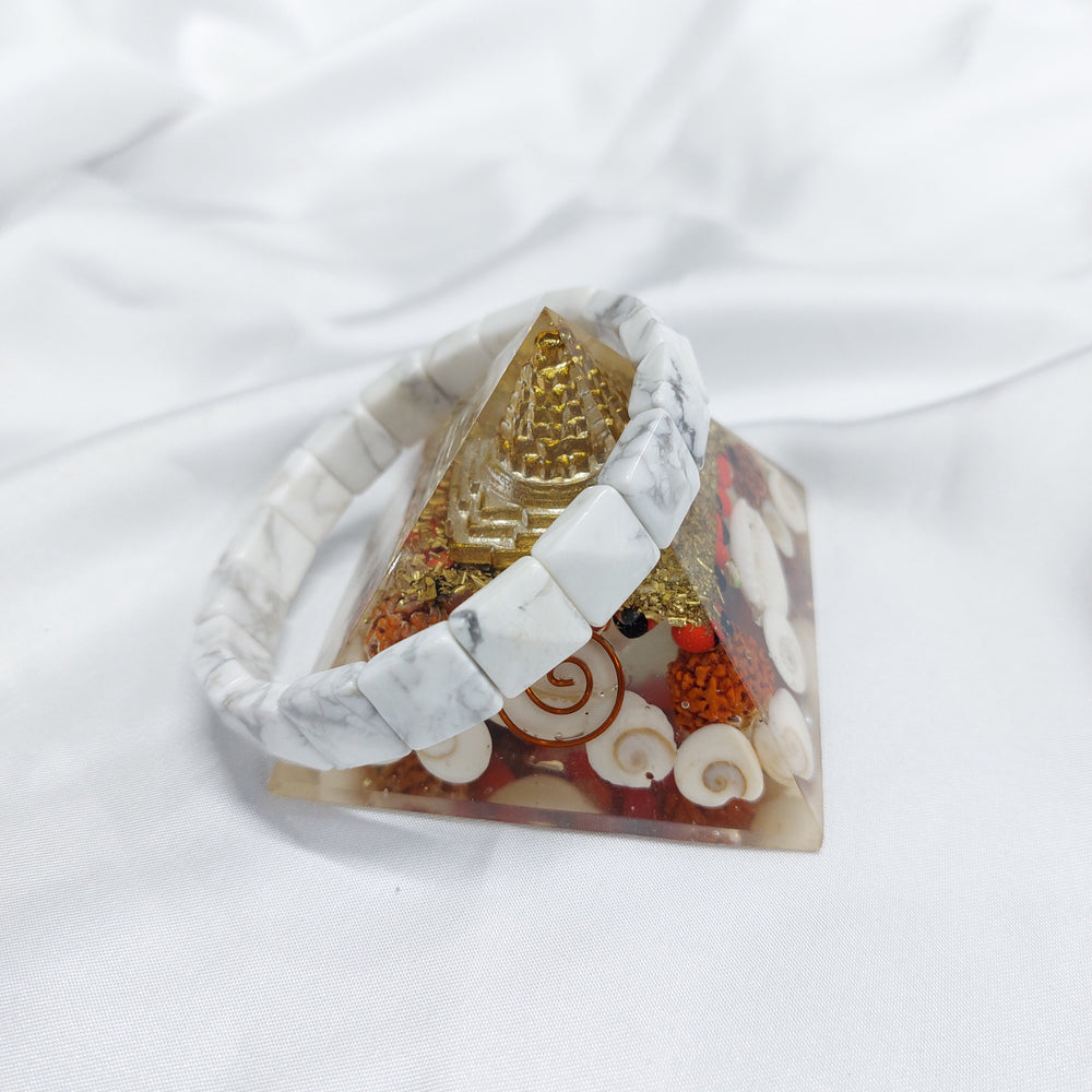 Howlite  Pyramid Bracelet