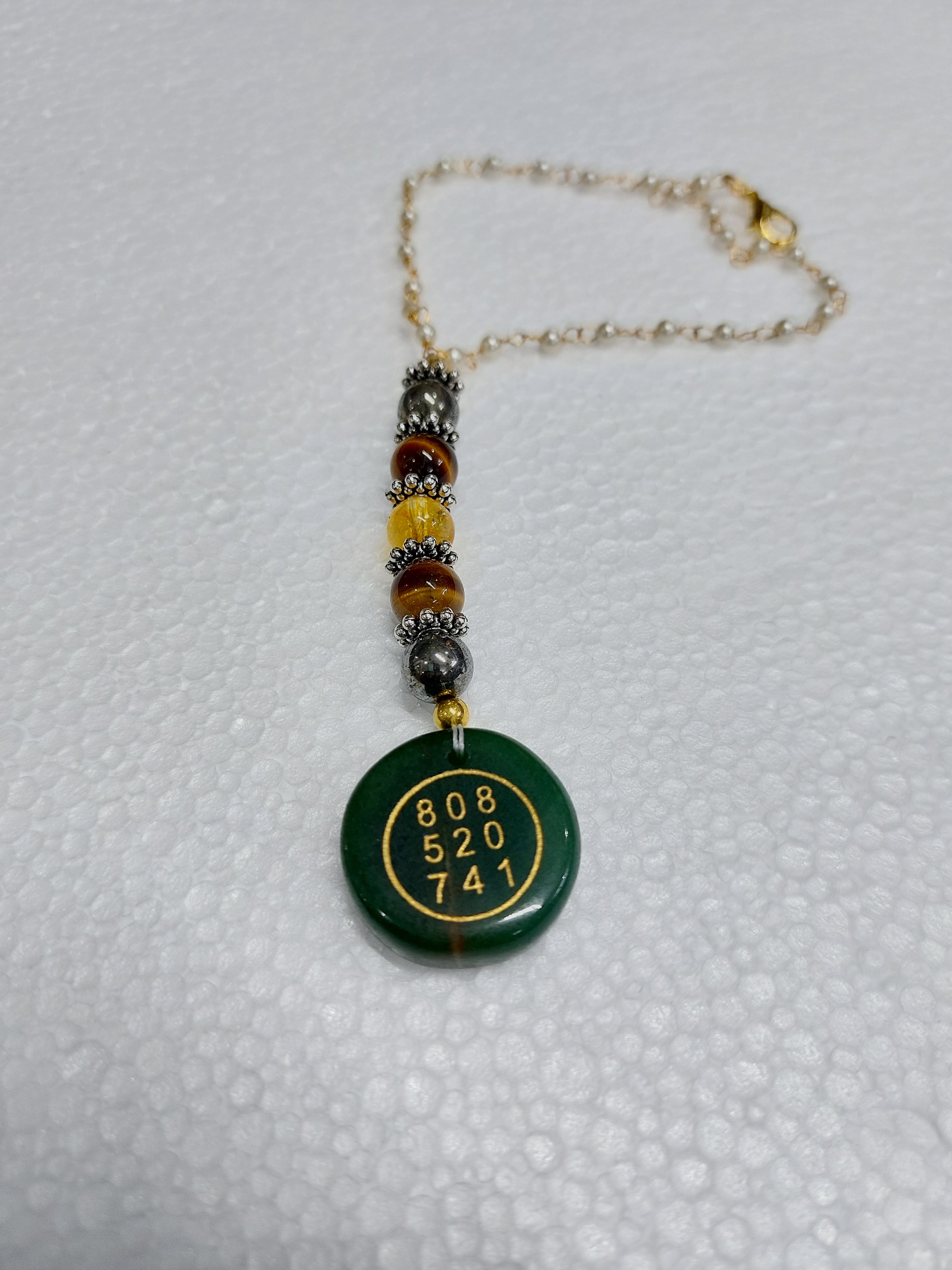 MONEY MAGNET ZIBU CRYSTAL RAKHI