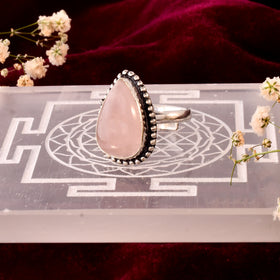 NATURAL ROSE QUARTZ  PEAR SHAPE  RING Gemstone