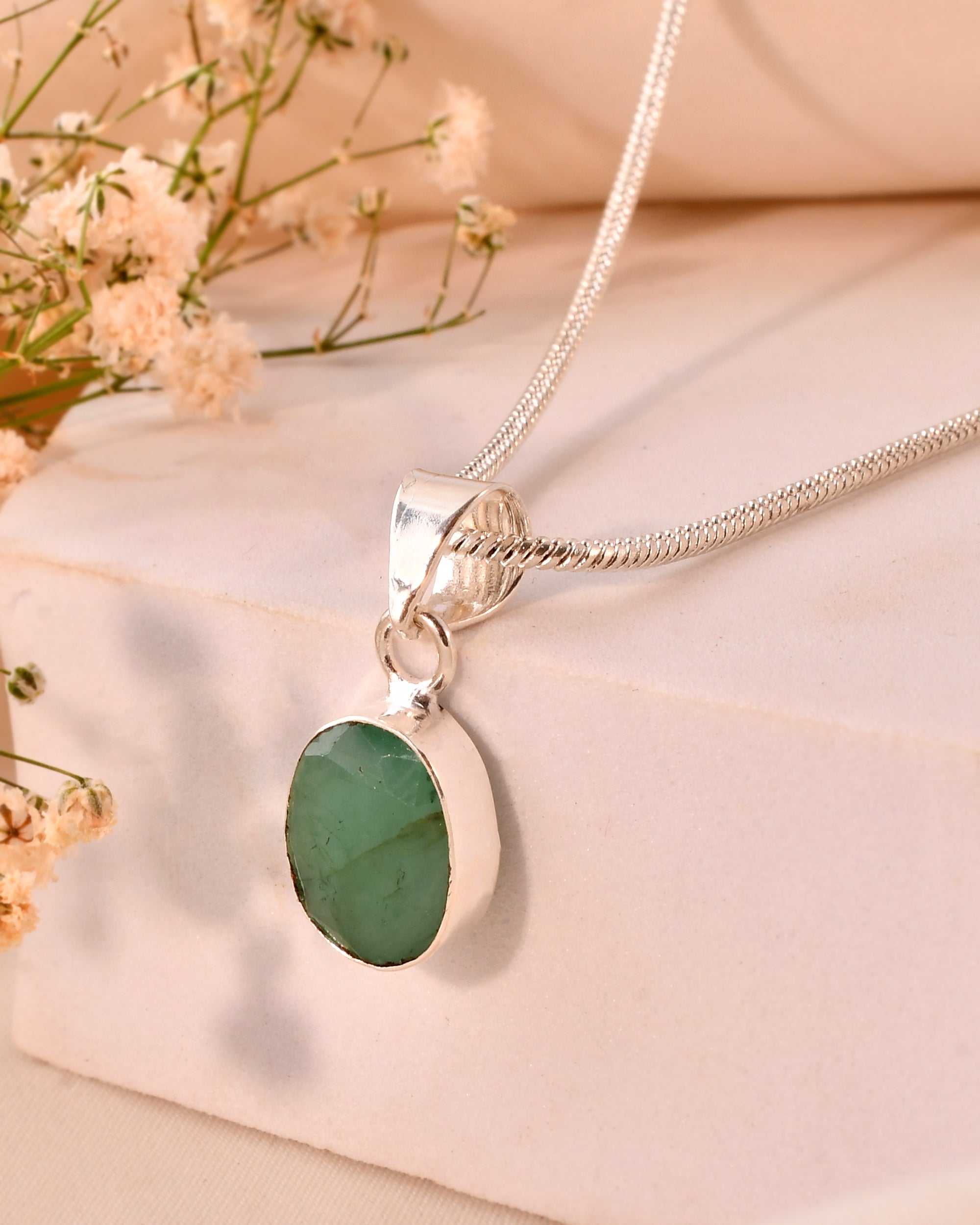 NATURAL EMERALD ( PANNA) PENDANT