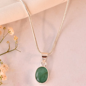 NATURAL EMERALD ( PANNA) PENDANT