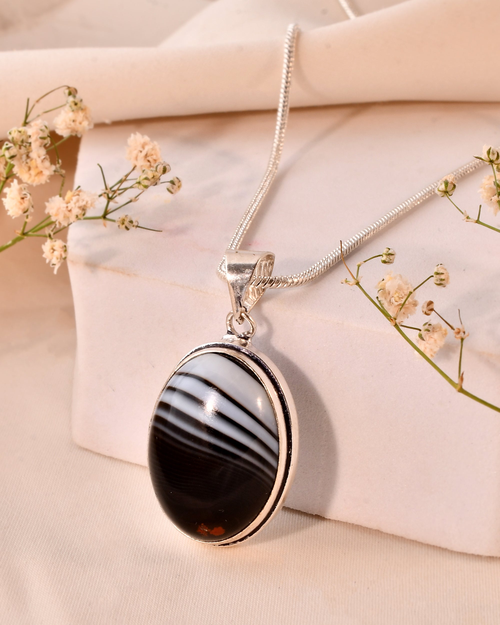 NATURAL SULEMANI HAKIK  PENDANT