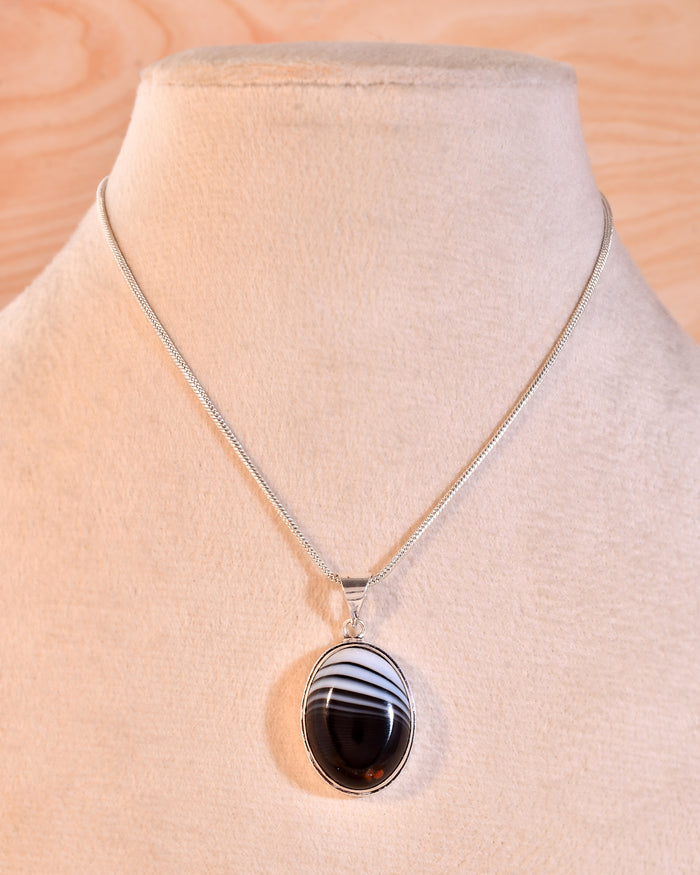 NATURAL SULEMANI HAKIK  PENDANT