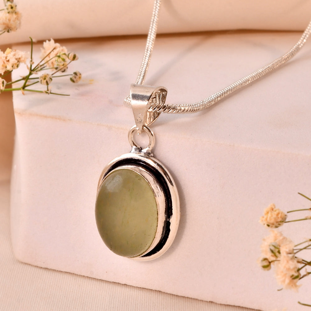 NATURAL GREEN AVENTURINE   PENDANT