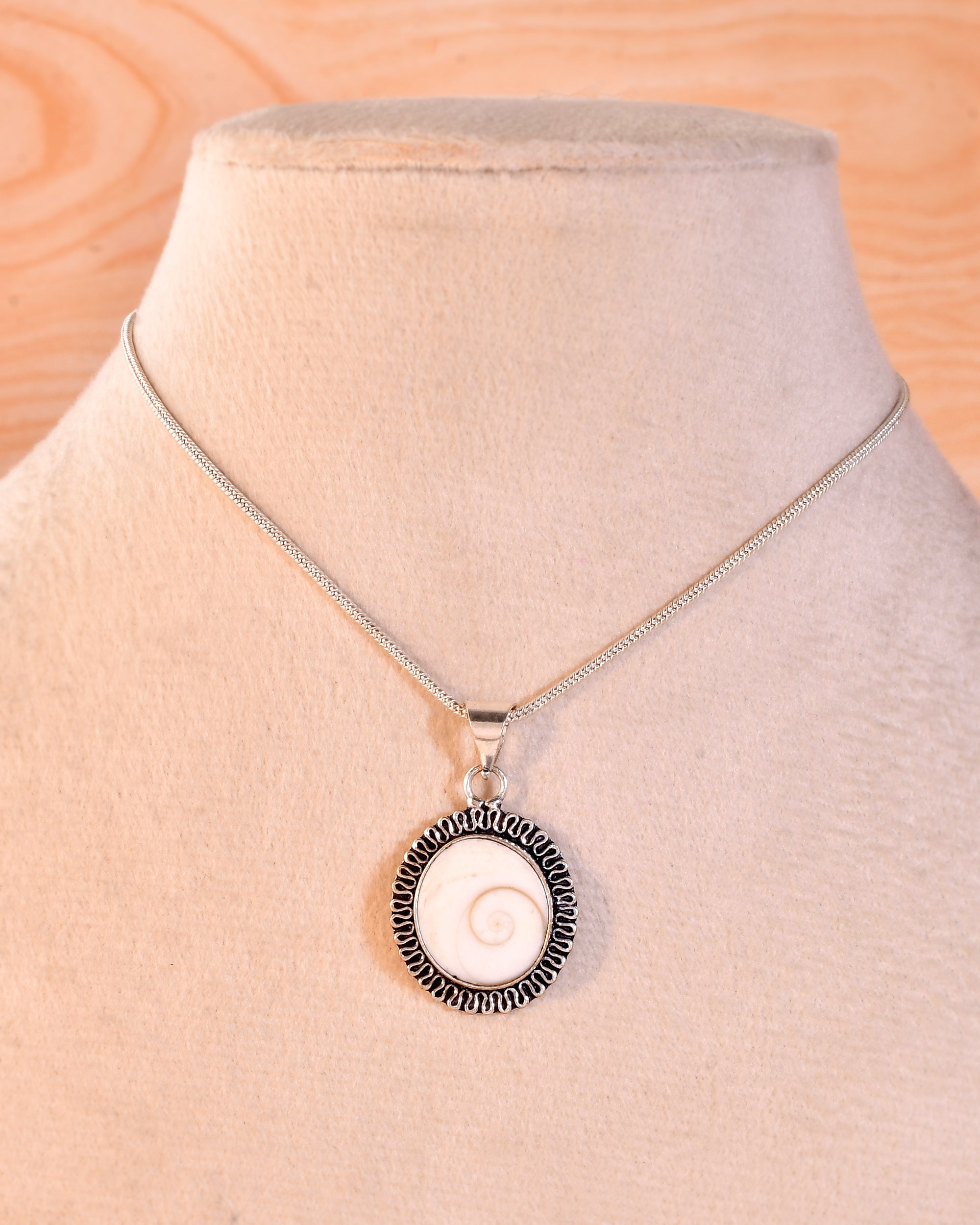 NATURAL SHIVA EYE ( GOMTI CHAKRA)  PENDANT