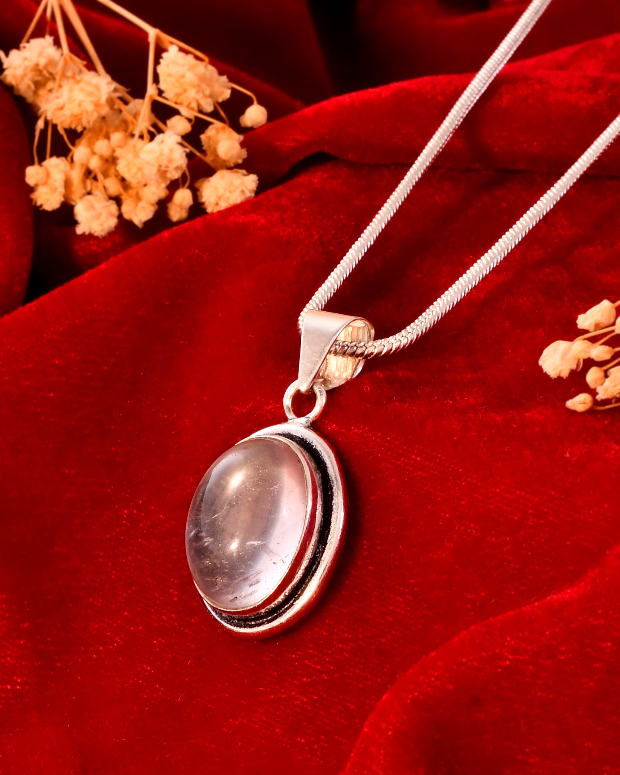 NATURAL CLEAR QUARTZ PENDANT