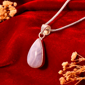 NATURAL BLUE LACE AGATE PENDANT