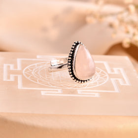 NATURAL ROSE QUARTZ  PEAR SHAPE  RING Gemstone