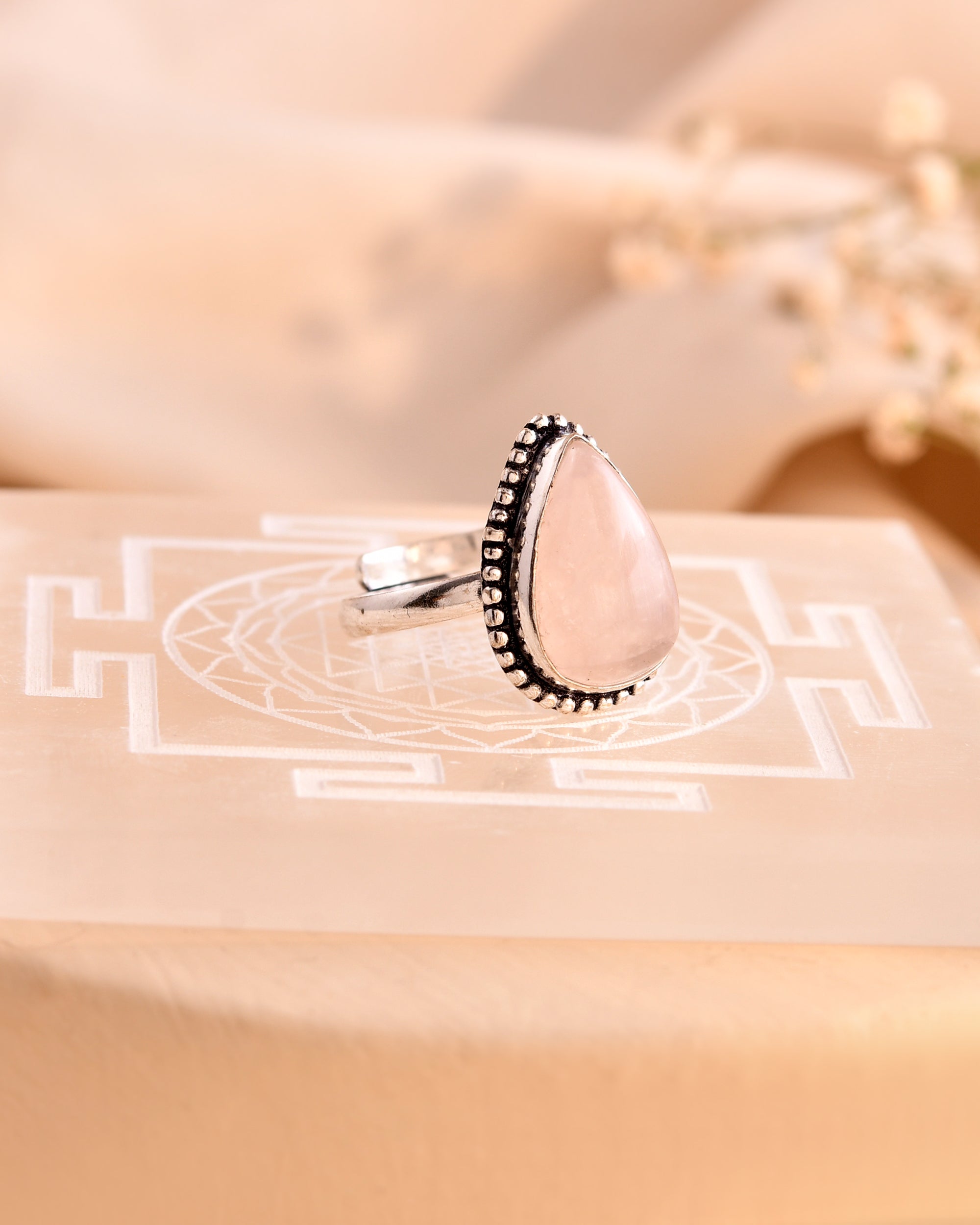 NATURAL ROSE QUARTZ  PEAR SHAPE  RING Gemstone