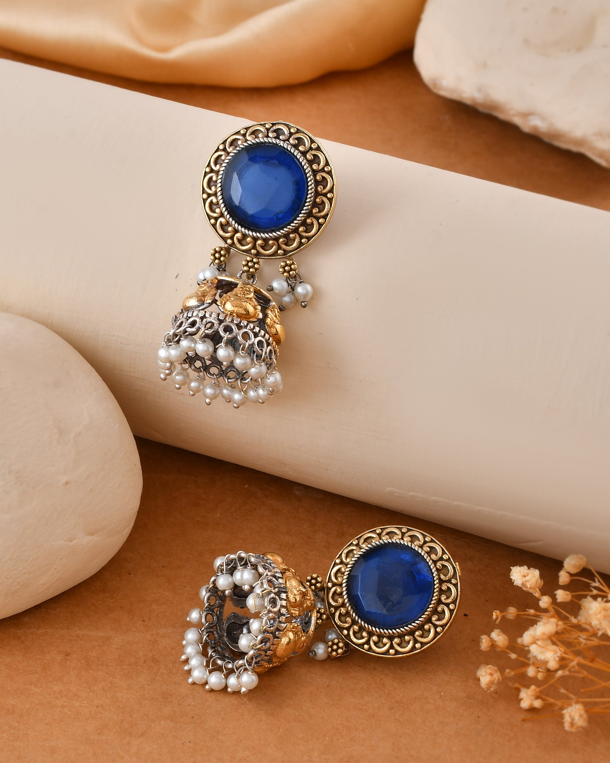 Neel Jhumka Dandiya White Metal Earrings