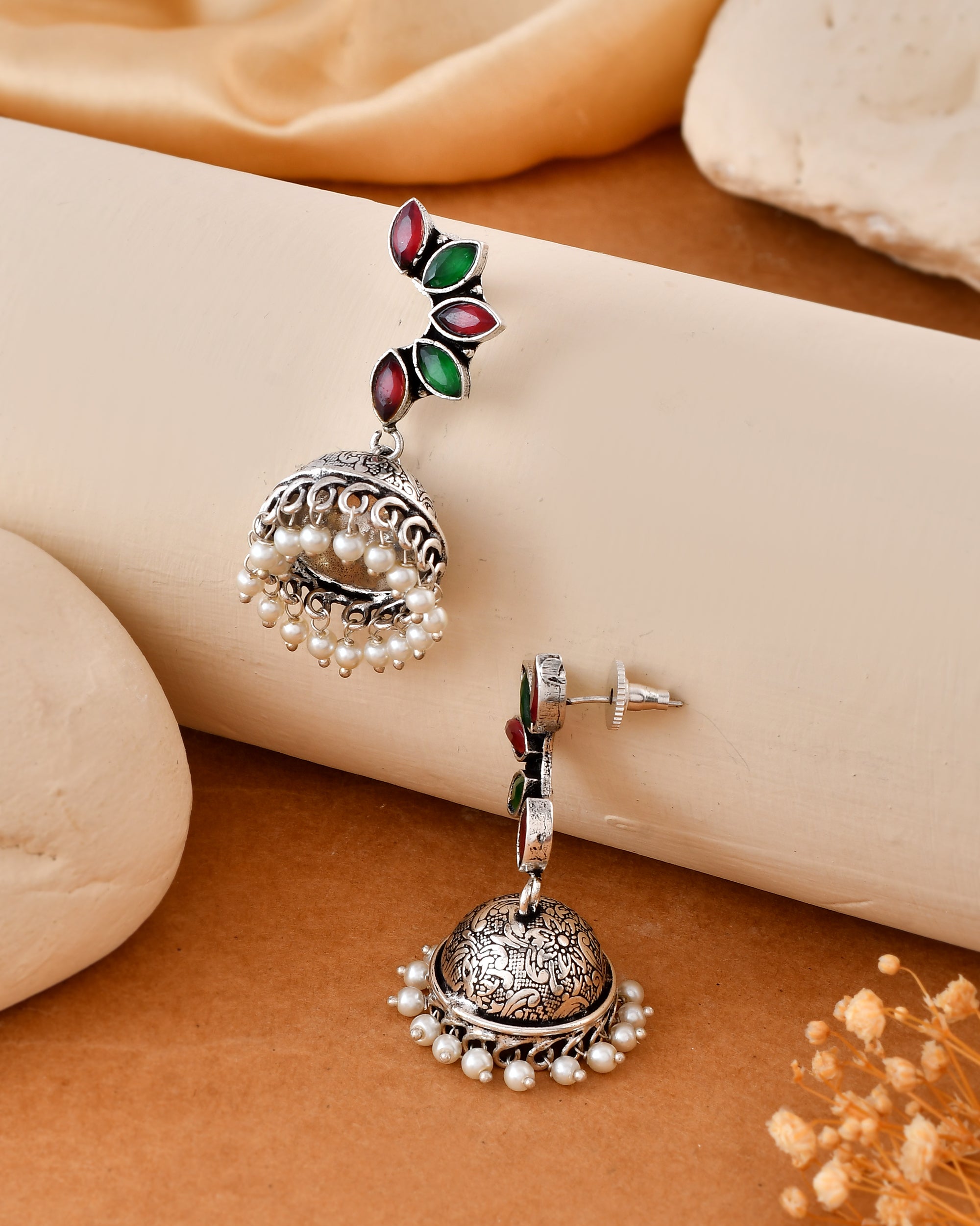 Rangili Jhumka Dandiya White Metal Earrings