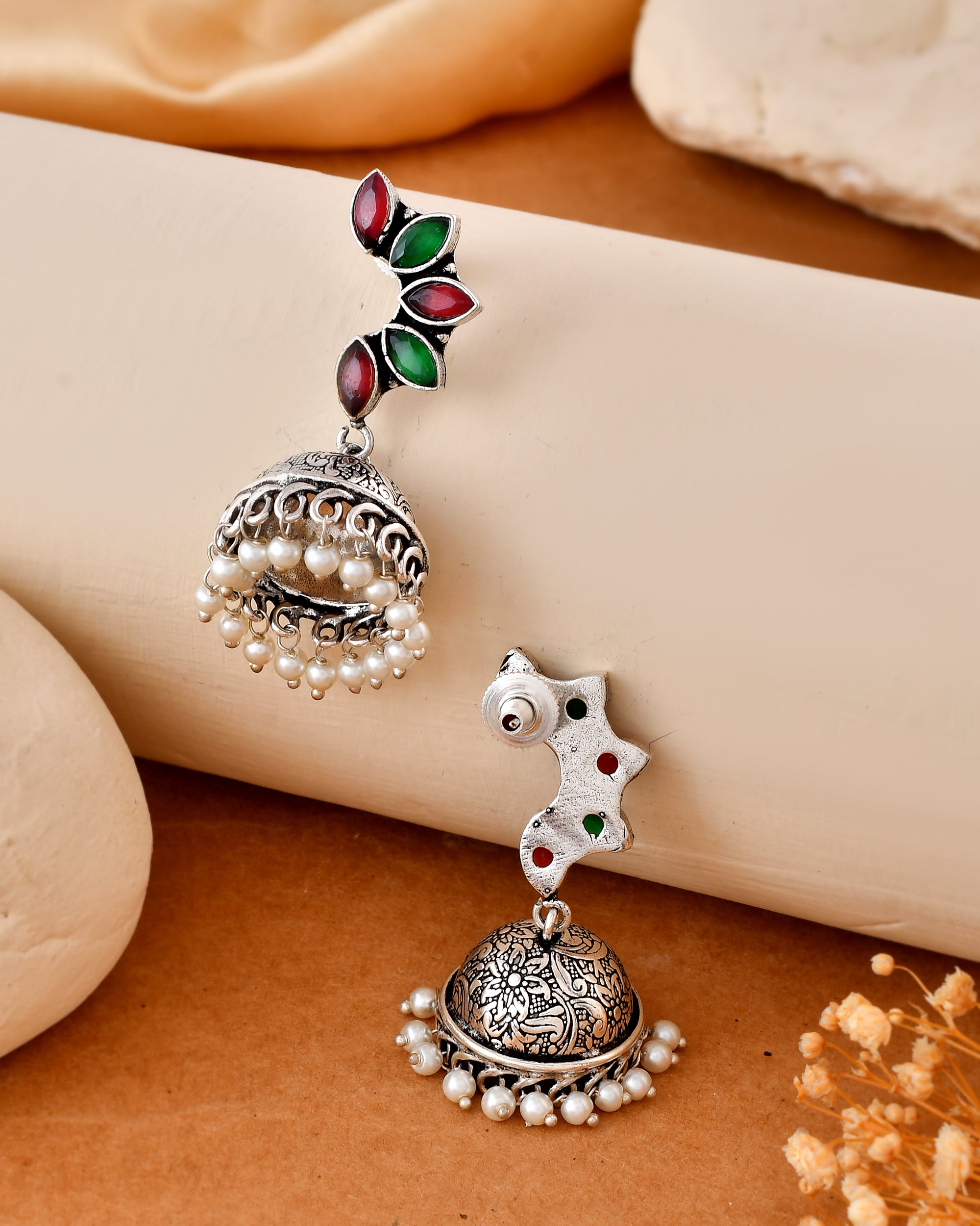 Rangili Jhumka Dandiya White Metal Earrings