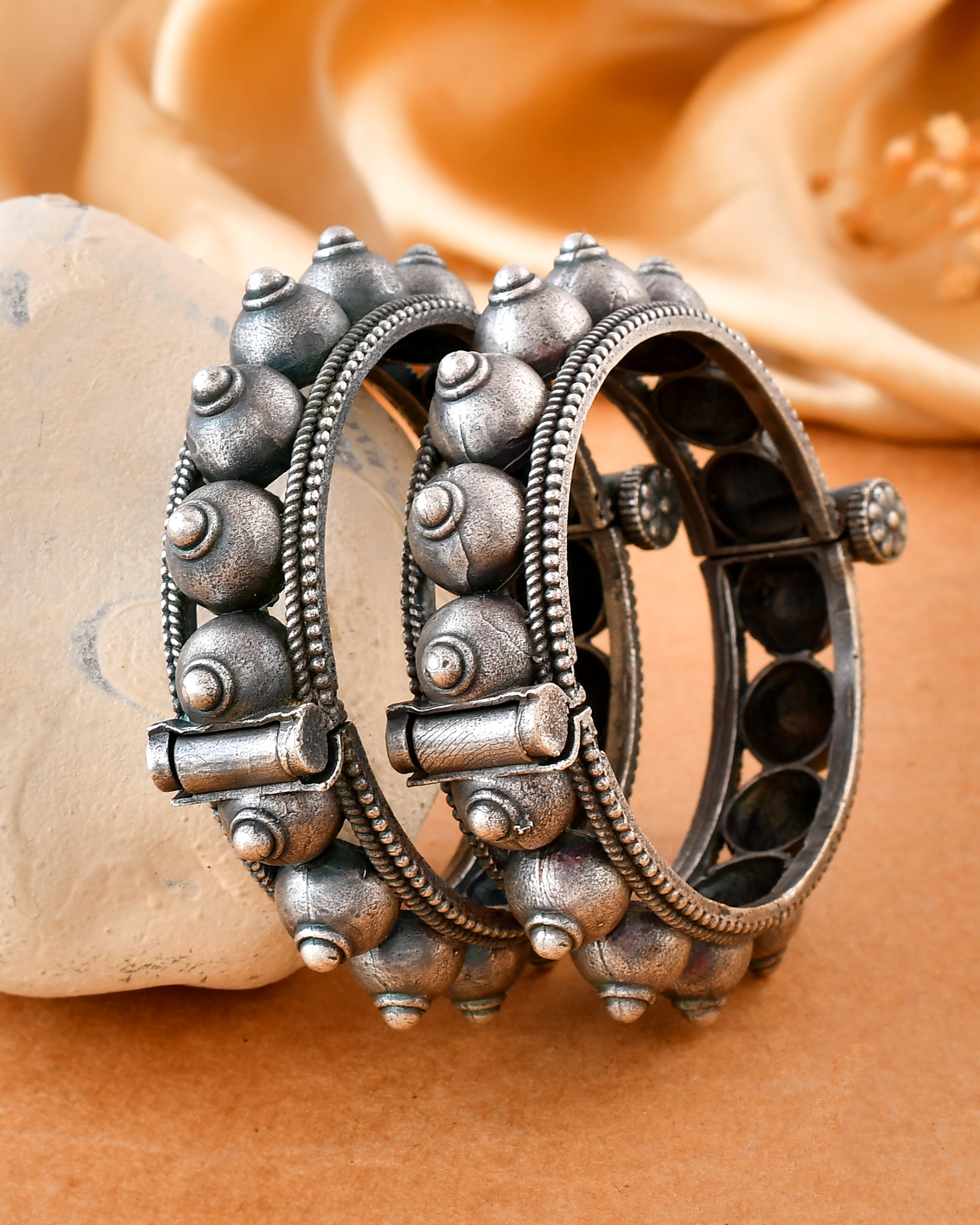 Classic Ghungroo Dandiya Bangles