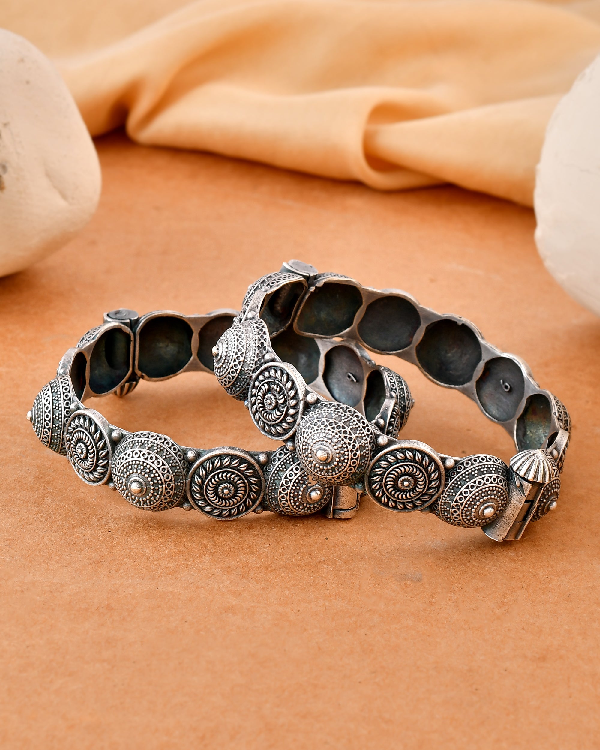 Tribal Spiral Dandiya Bangles