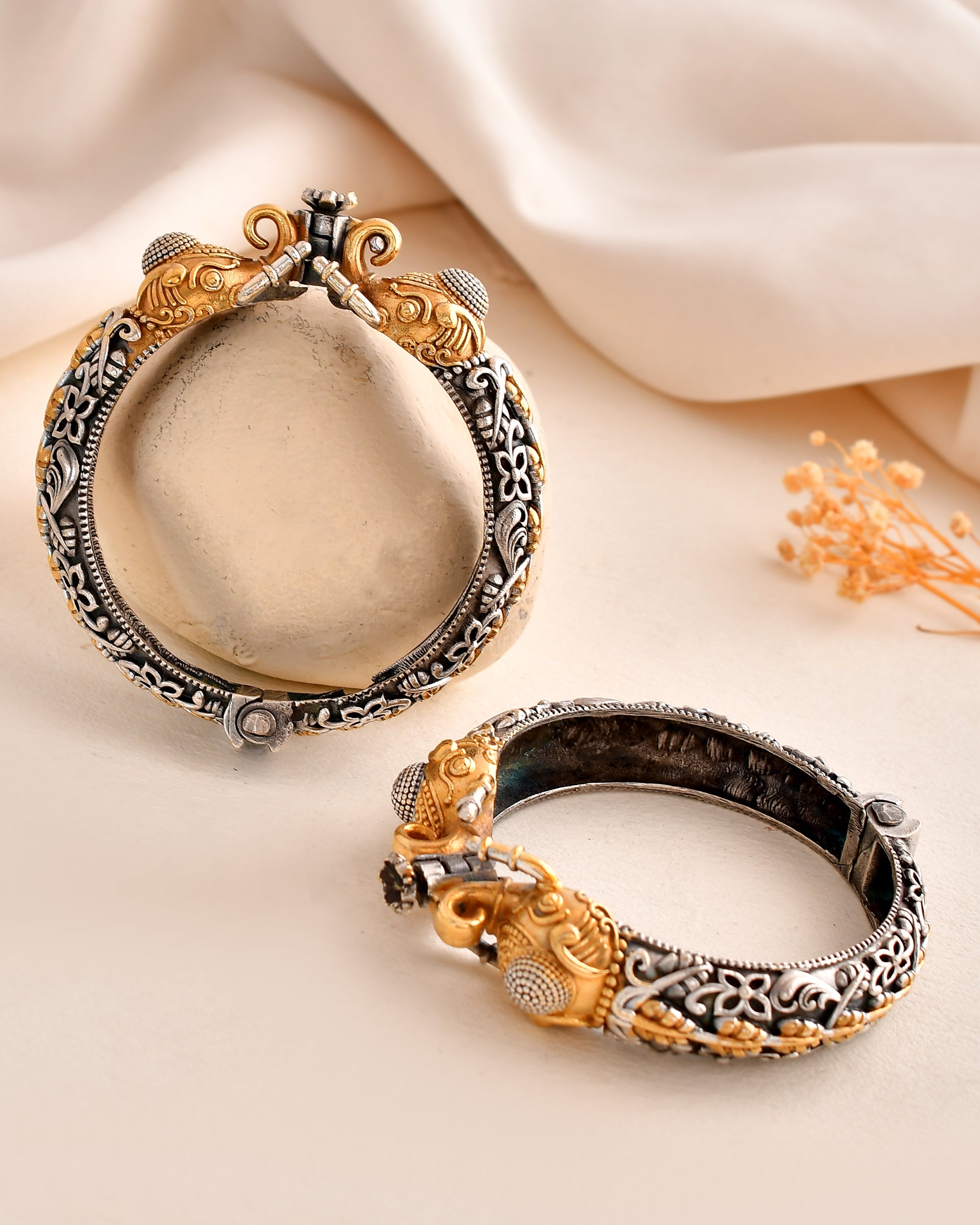 Peacock Majesty Dandiya Bangles