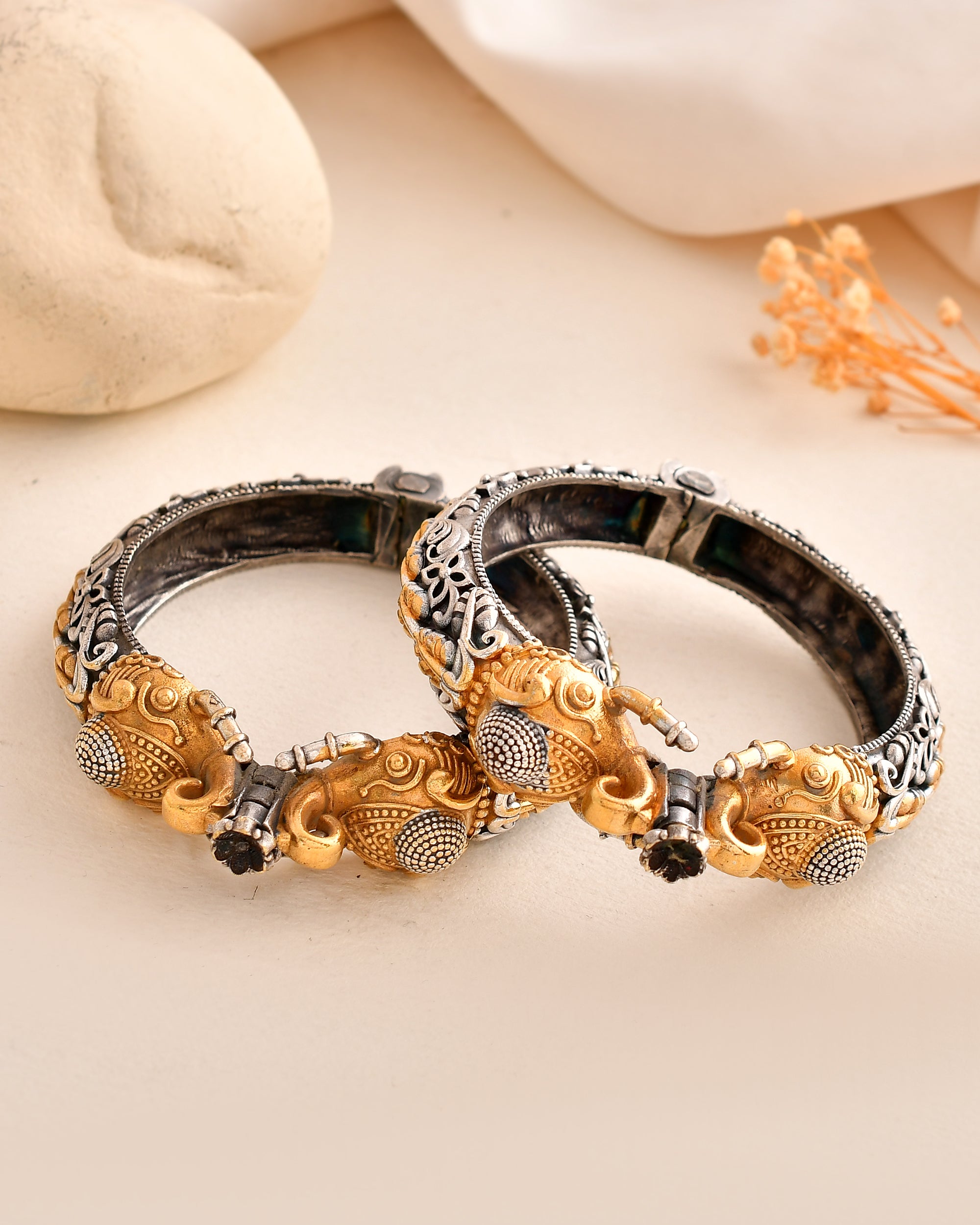 Peacock Majesty Dandiya Bangles