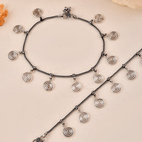 Swirl Elegance Dandiya Anklet Set