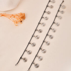 Swirl Elegance Dandiya Anklet Set
