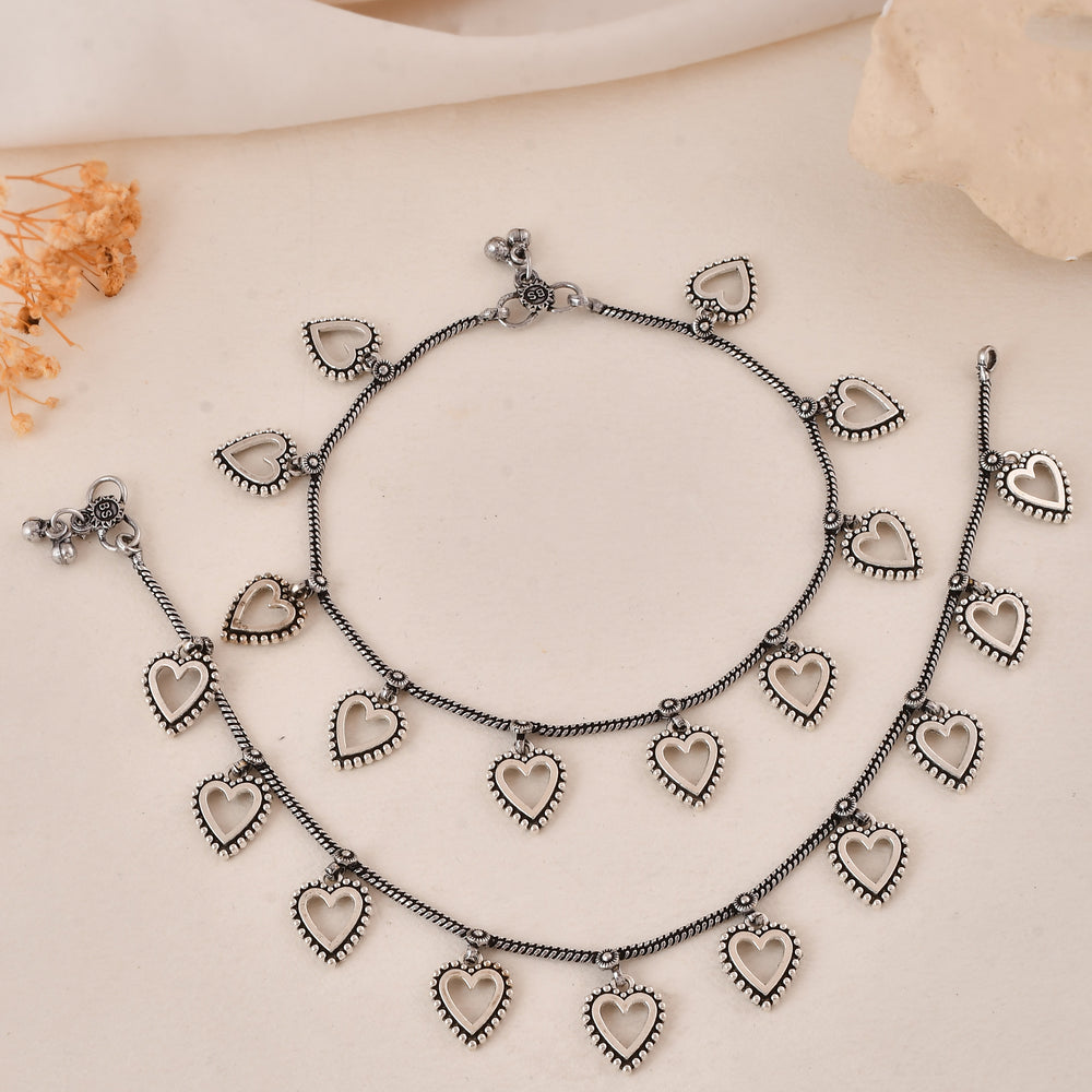 Dilbar Heart Dandiya Anklet Set