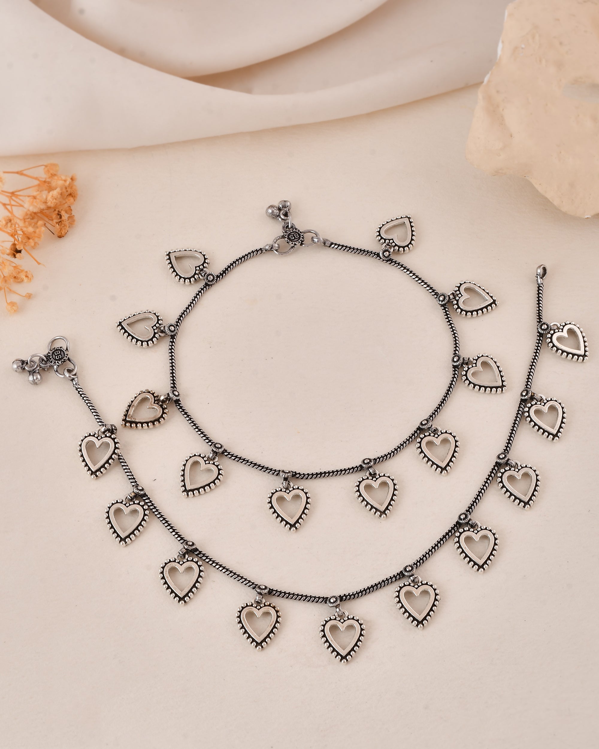 Dilbar Heart Dandiya Anklet Set