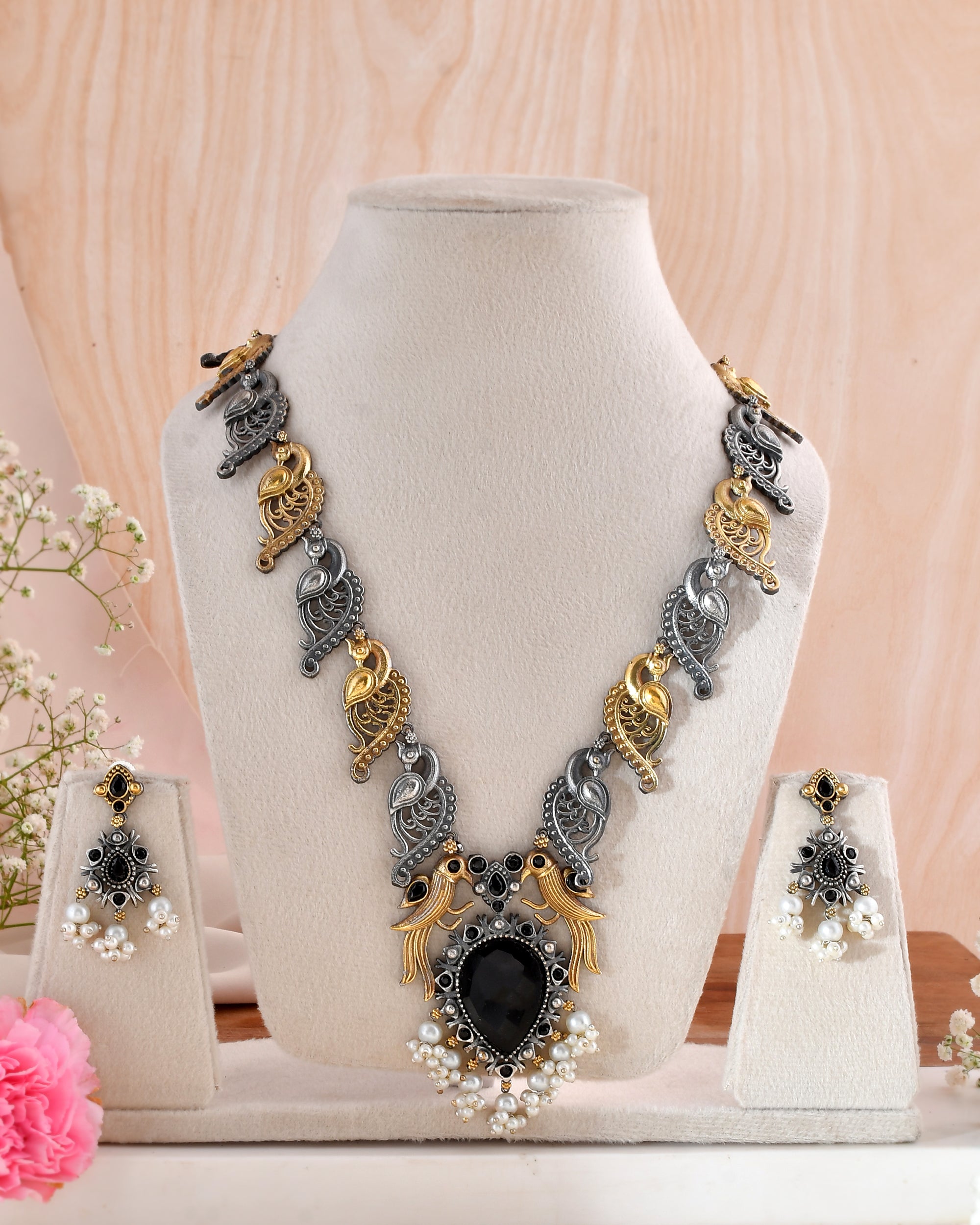 Noor Mor Dandiya Necklace Set