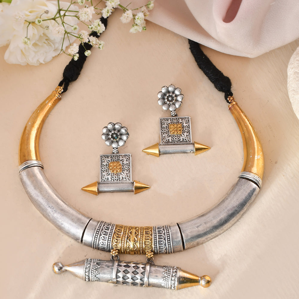 Shahi Ambar Dandiya Necklace Set