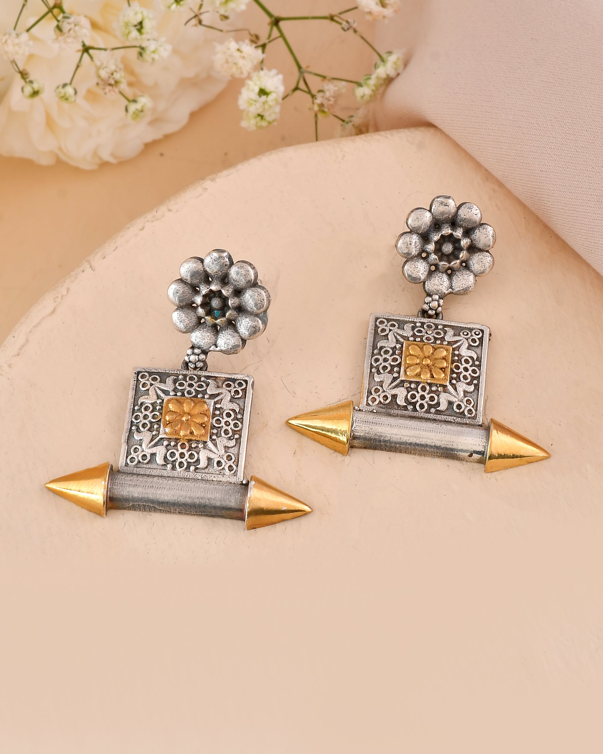 Shahi Ambar Dandiya Necklace Set