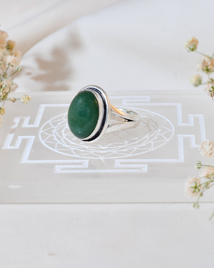 NATURAL GREEN JADE  RING 100% Natural Gemstone