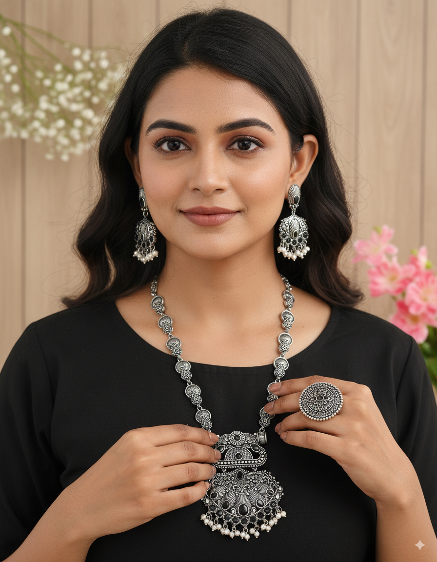 Shyam Rang Dandiya Necklace Set