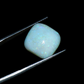 Australian Fire Natural Opal Gemstone 5.17 Carat / 5.74 Ratti (With Certificate)