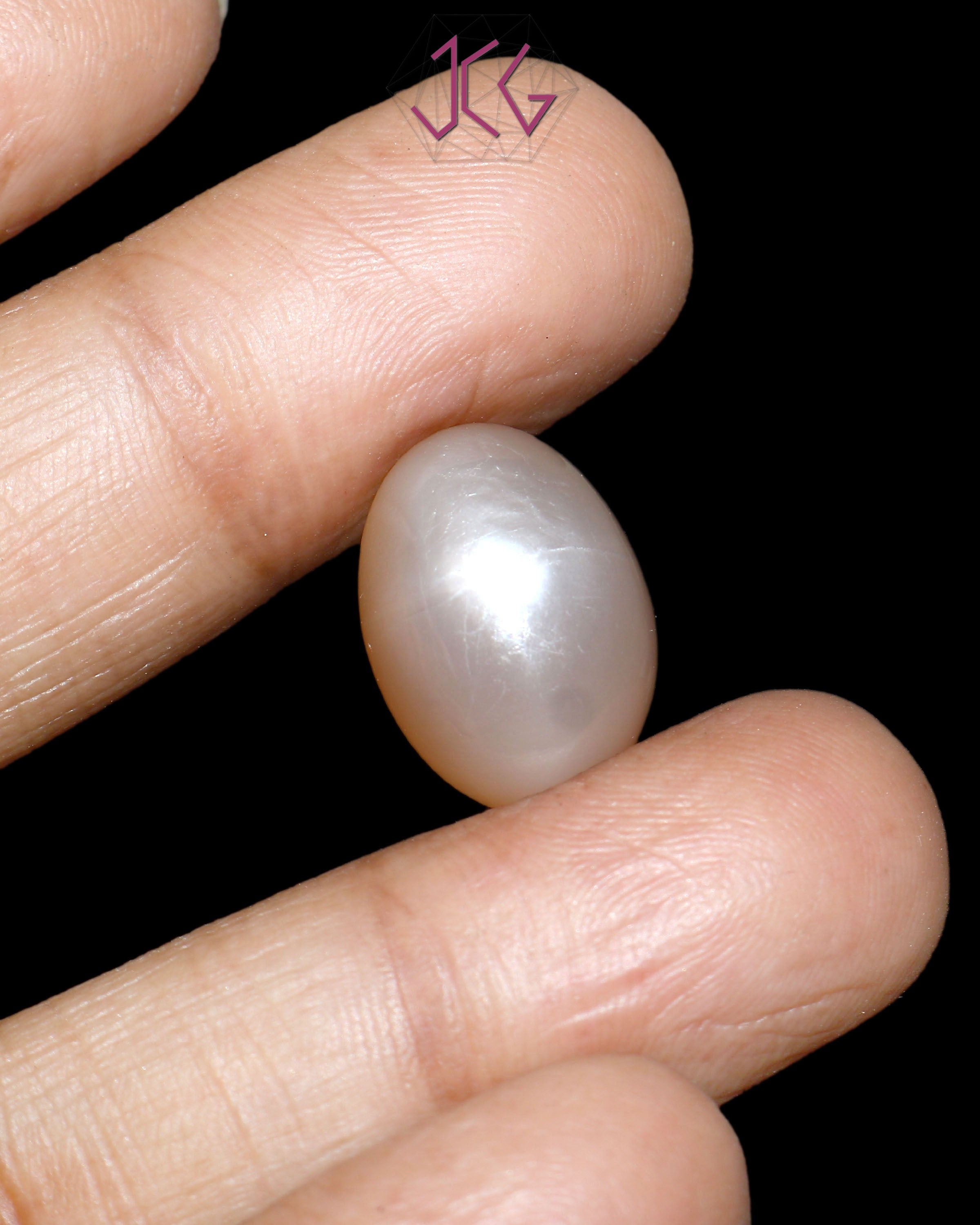 Natural Moonstone 13.30 Carat (With Certificate)