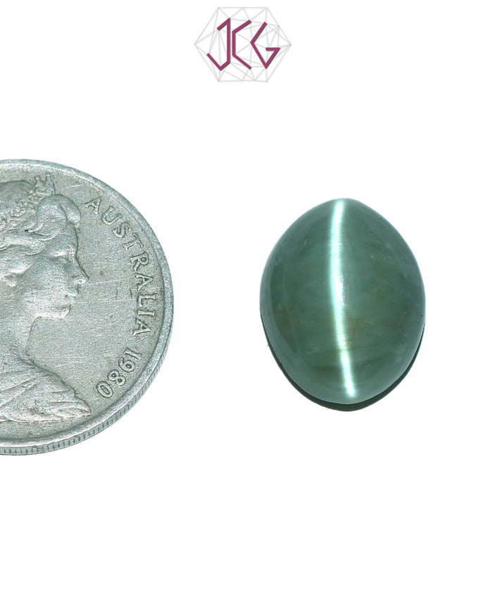 Natural Cat's Eye Lehsuniya Gemstone 11.34 Carat / 12.59 Ratti (With Certificate)