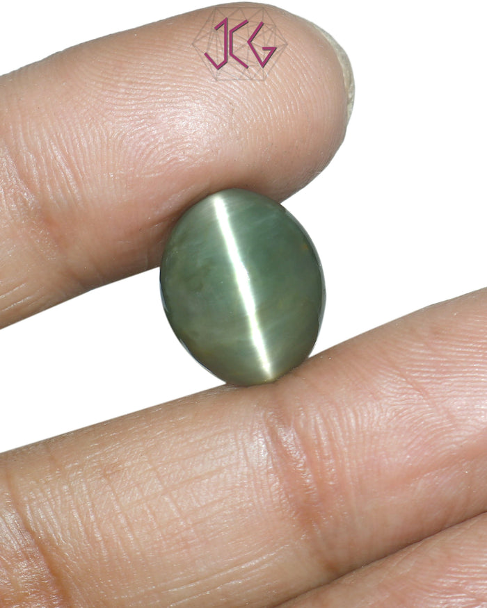 Natural Cat's Eye Lehsuniya Gemstone 11.85 Carat / 13.15 Ratti (With Certificate)