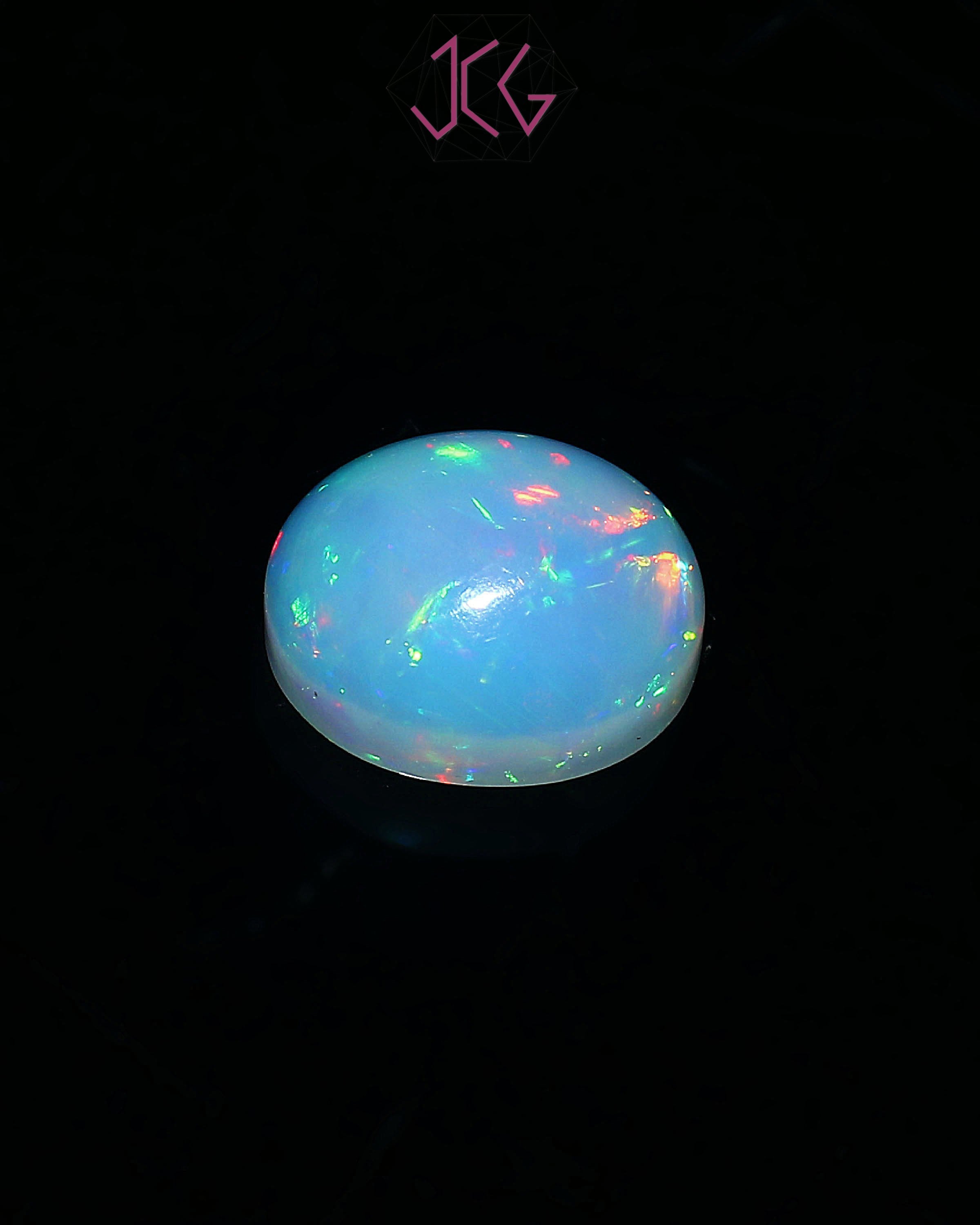 Natural Ethiopian Opal Stone 4.00 Carat / 4.40 Ratti (With Certificate)