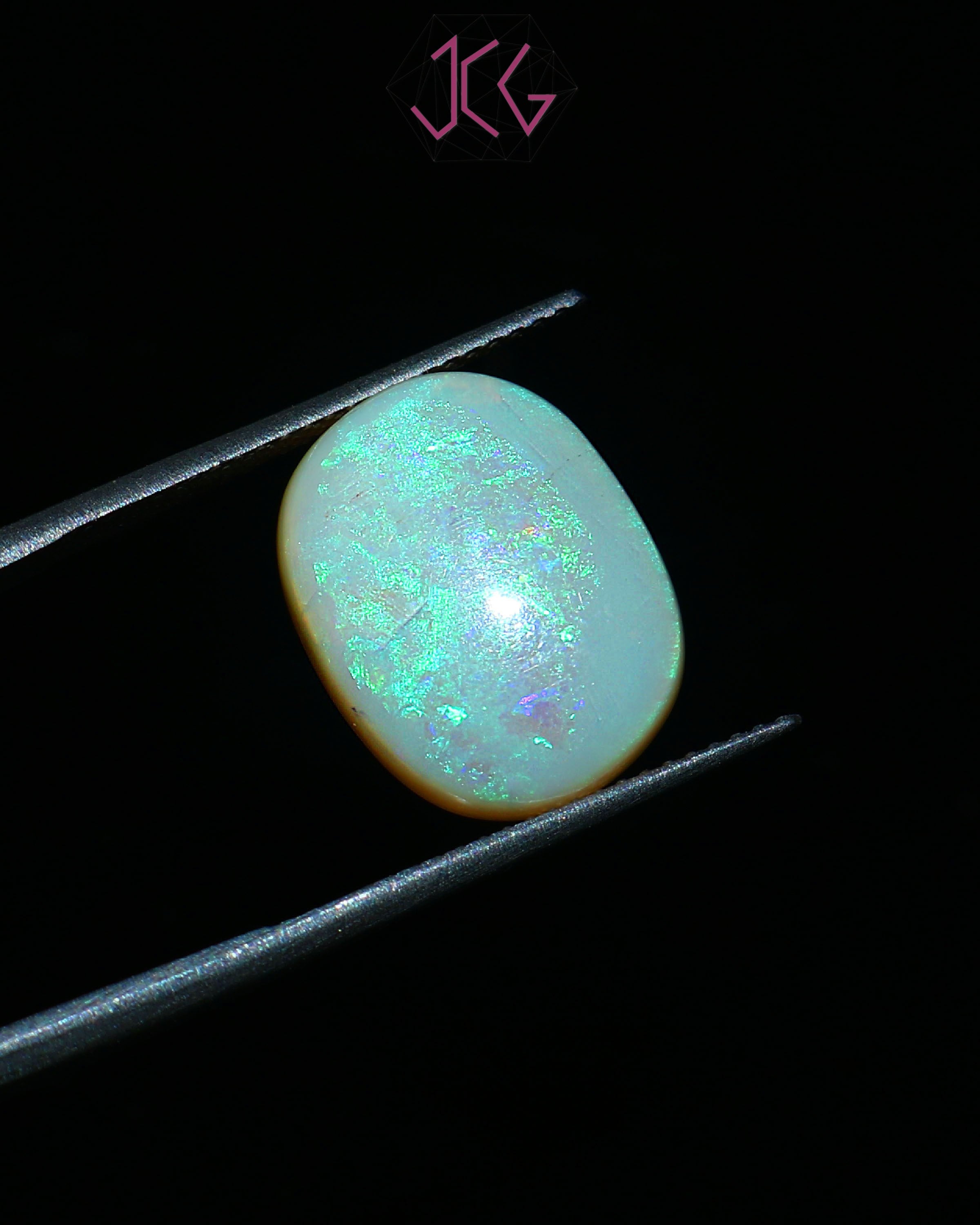 Natural Australian Fire Opal Stone 6.55 Carat / 7.20 Ratti (With Certificate)