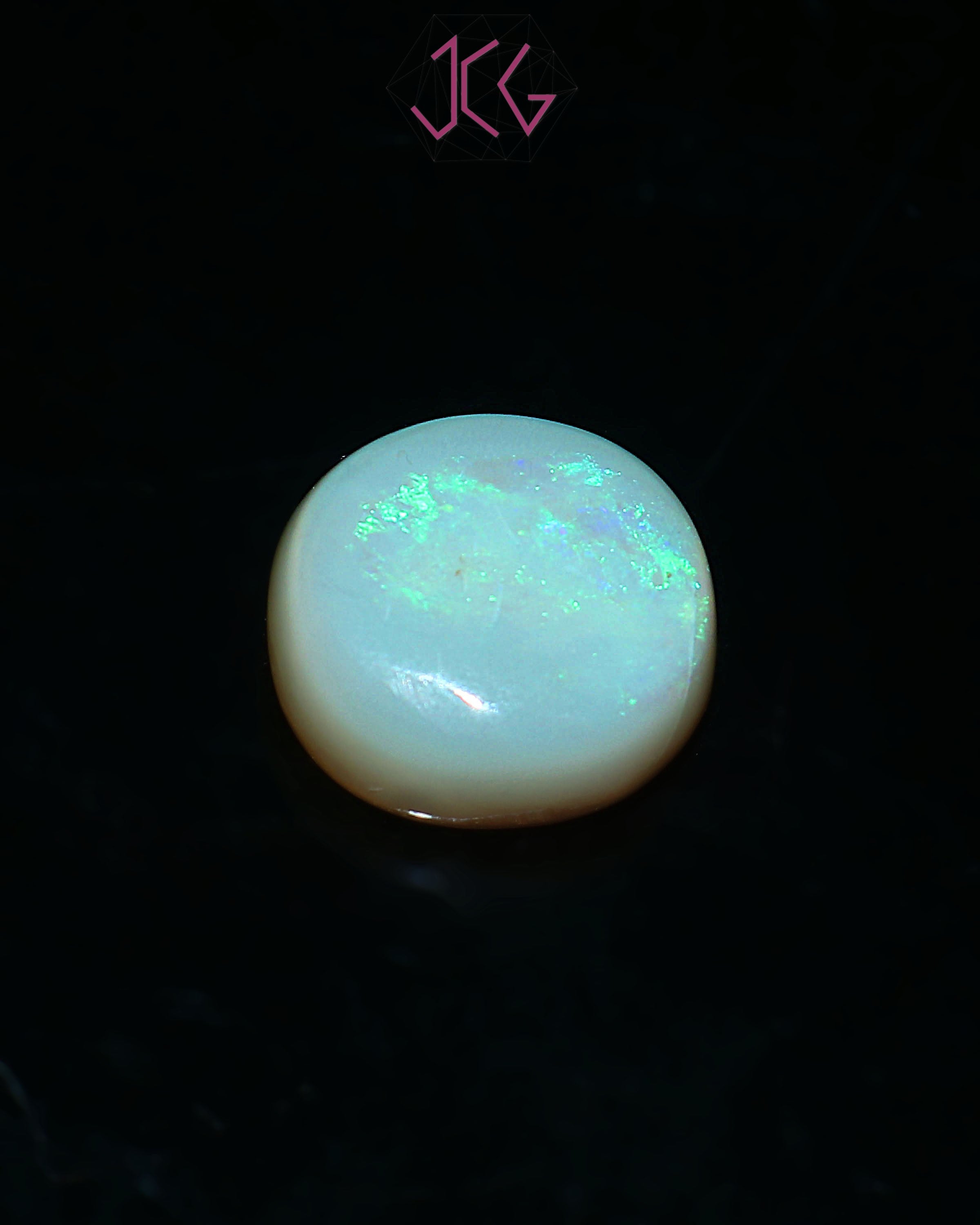 Natural Australian Fire Opal Stone 8.30 Carat / 9.13 Ratti (With Certificate)