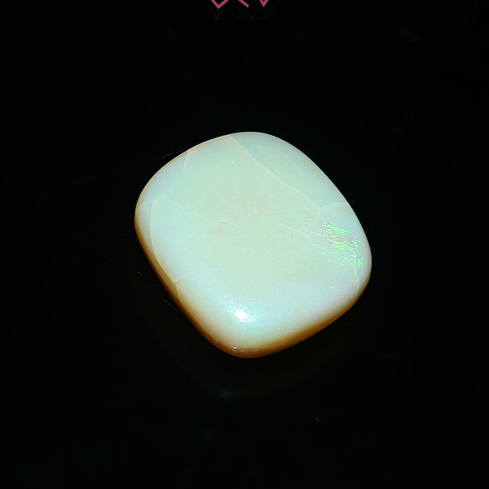 Natural Australian Fire Opal Stone 6.40 Carat / 7.00 Ratti (With Certificate)