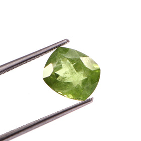 Natural Peridot Gemstone 3.82 Carat 4.24 Ratti (With Certificate)