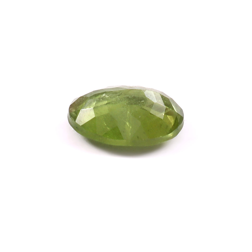 Natural Peridot Gemstone 4.78 Carat 5.31 Ratti (With Certificate)