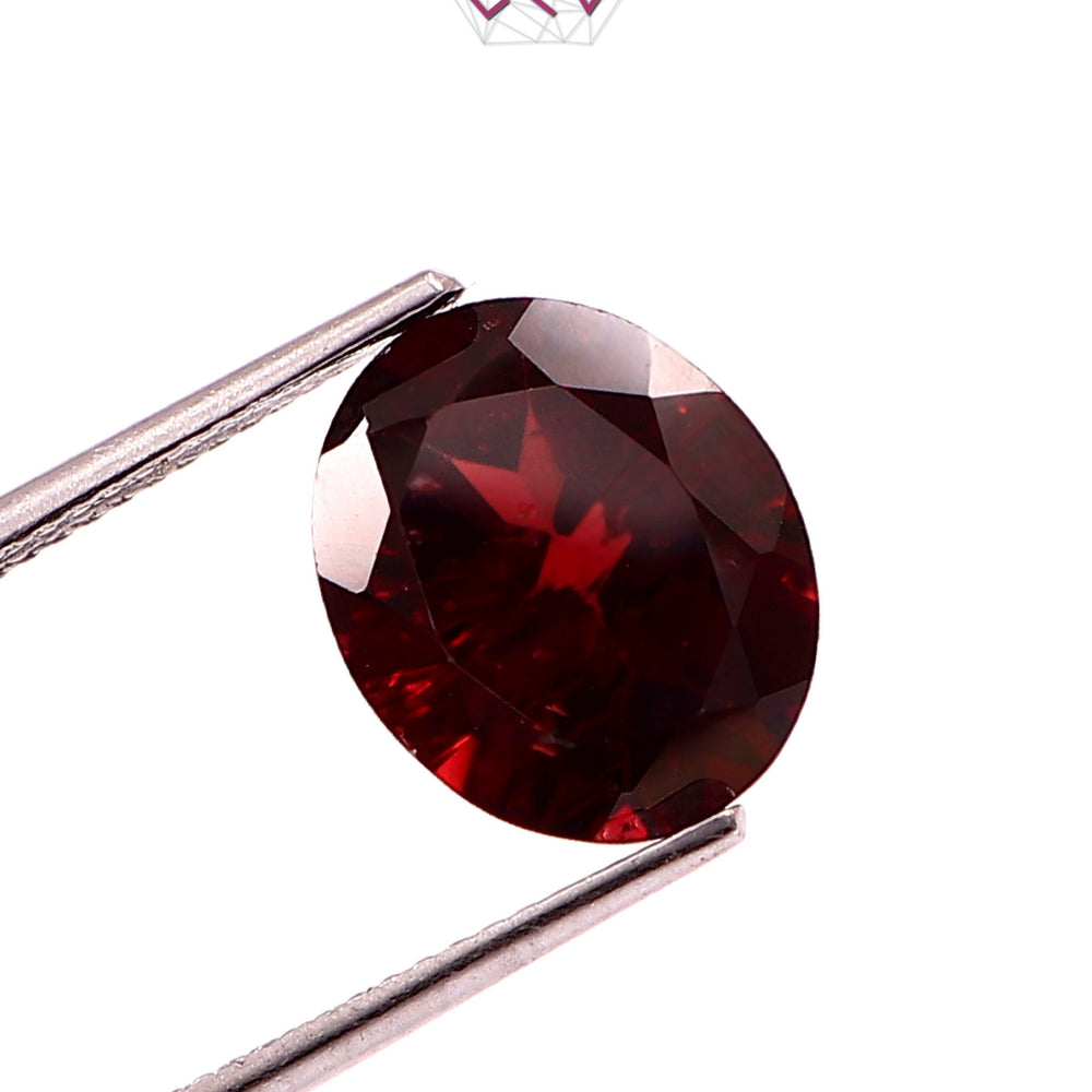Natural Oval Garnet Stone 5.50 Carat / 6.10 Ratti (With Certificate)