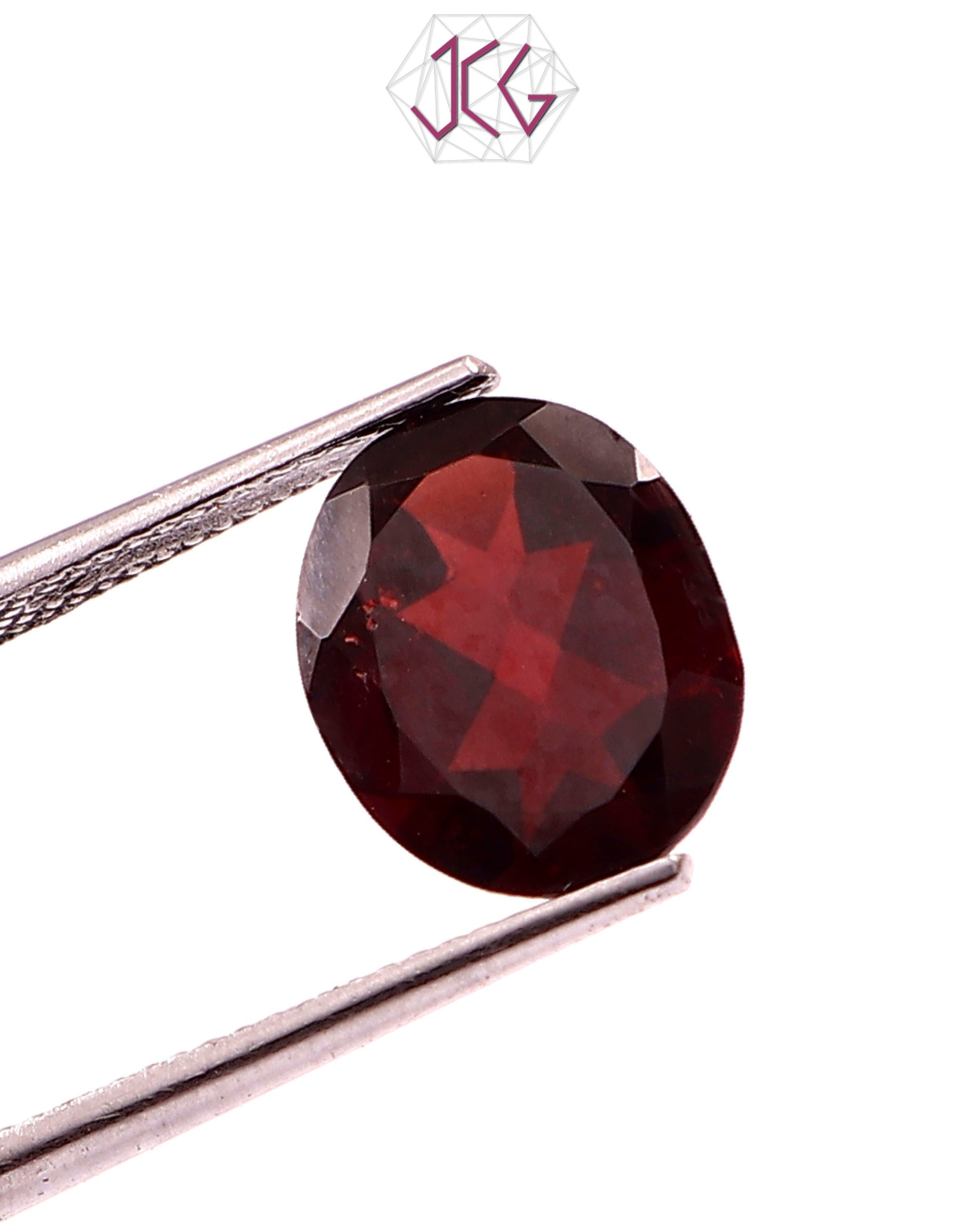 Natural Oval Garnet Stone 4.75 Carat / 5.27 Ratti (With Certificate)