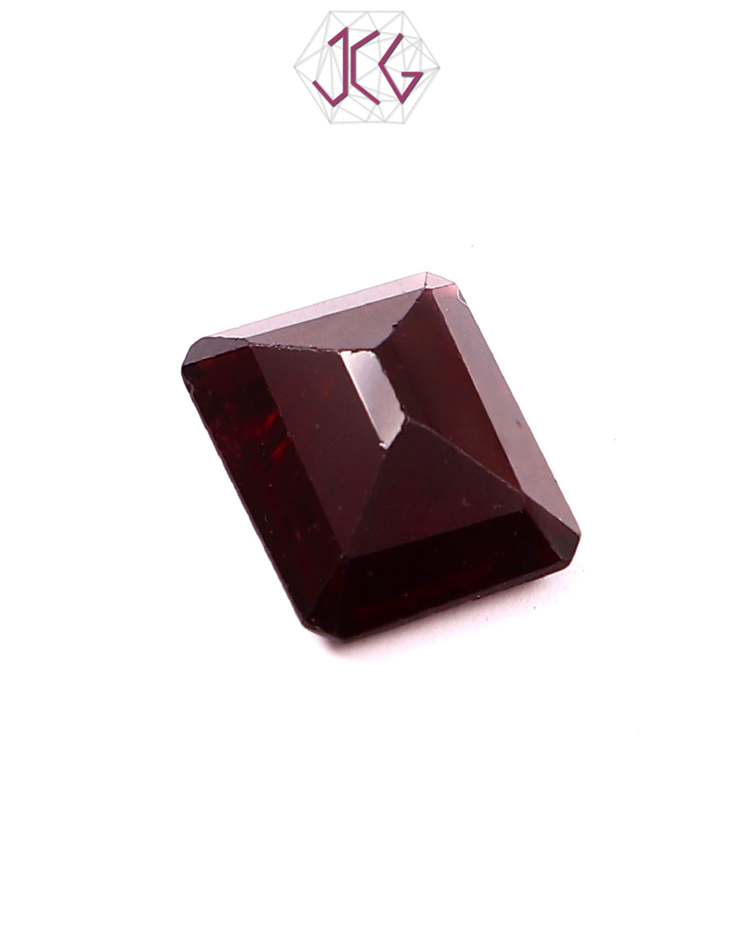 Natural Garnet Stone Square 6.85 Carat / 7.60 Ratti (With Certificate)