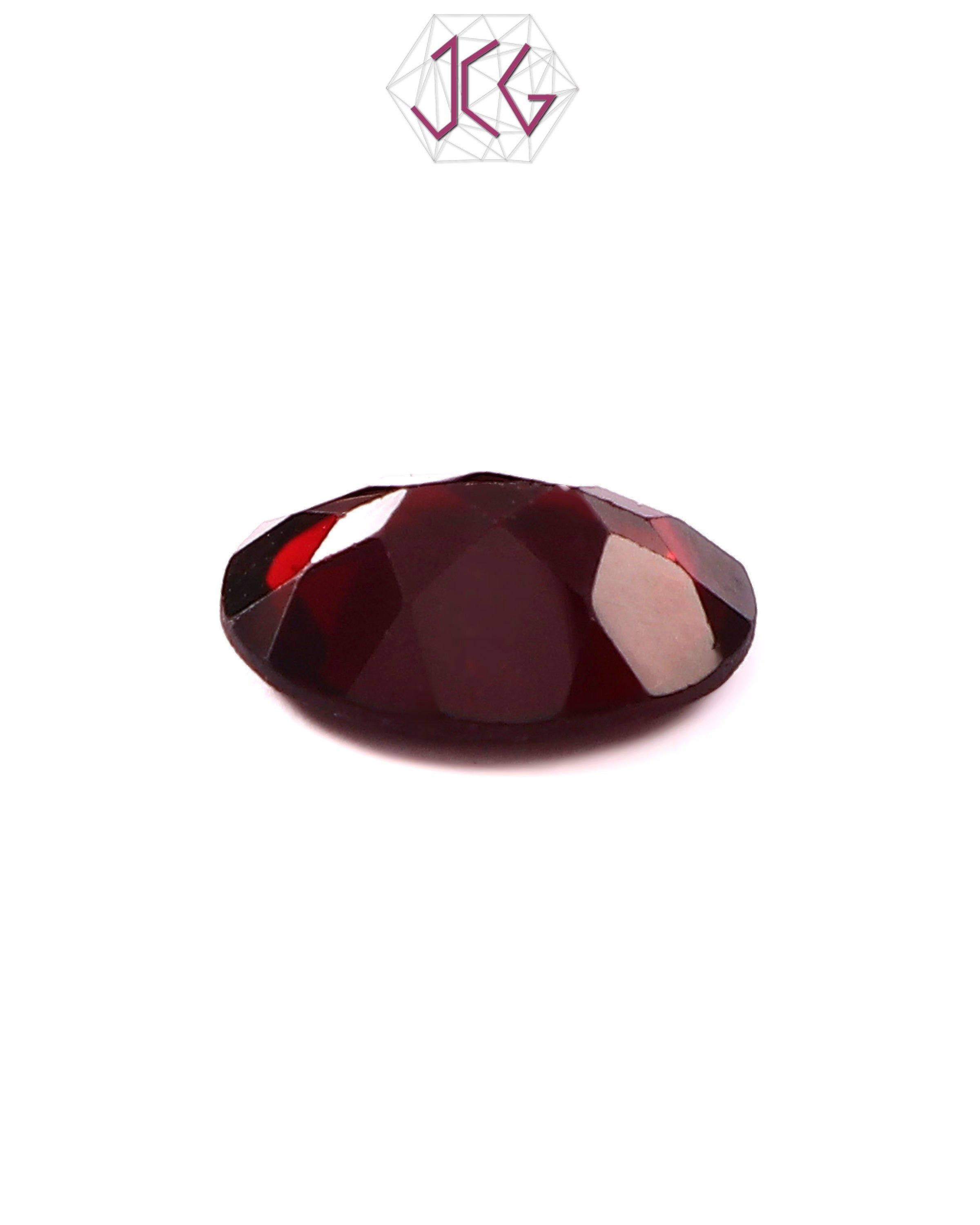 Natural Oval Garnet Stone 6.45 Carat / 7.15 Ratti (With Certificate)