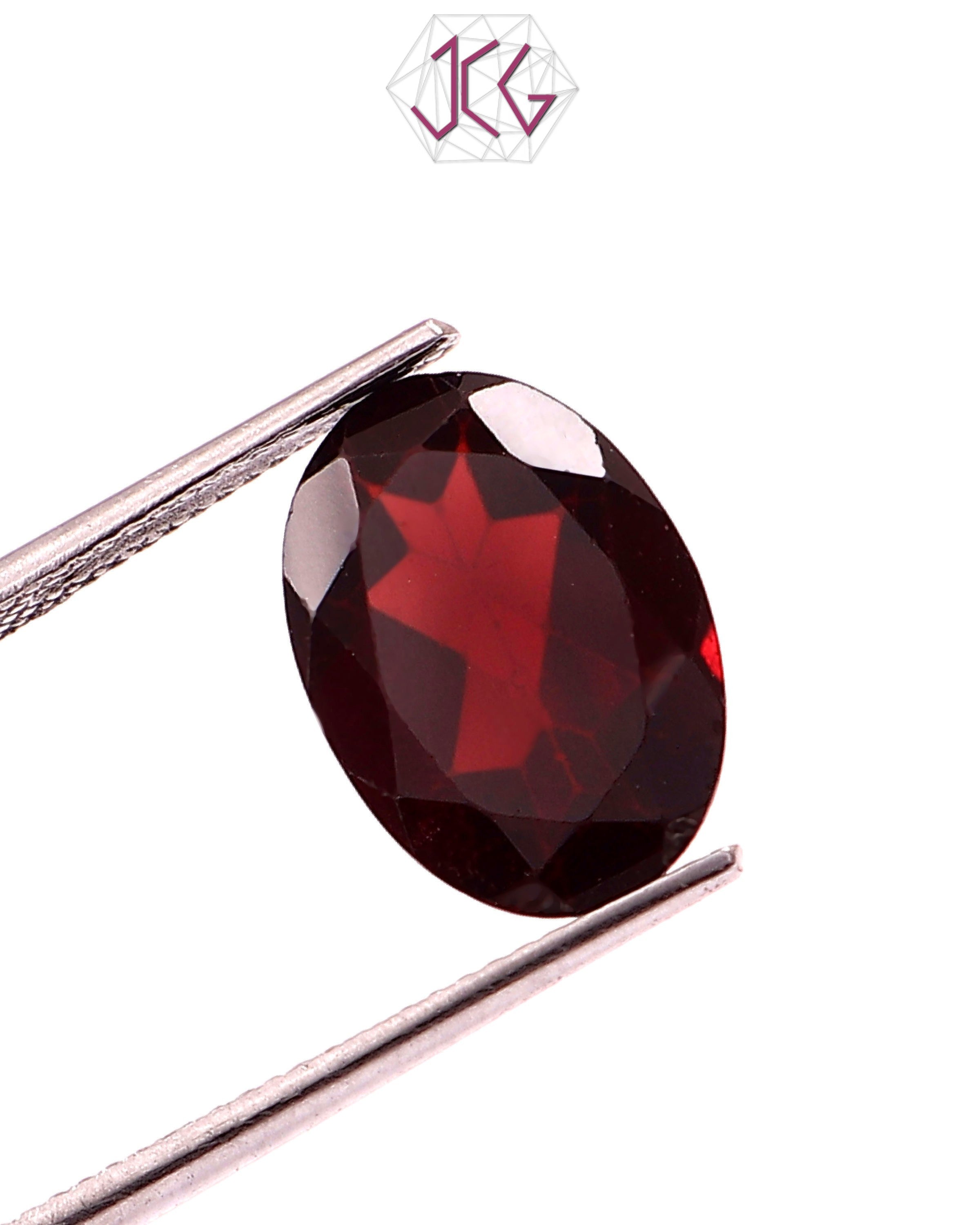 Natural Oval Garnet Stone 6.45 Carat / 7.15 Ratti (With Certificate)