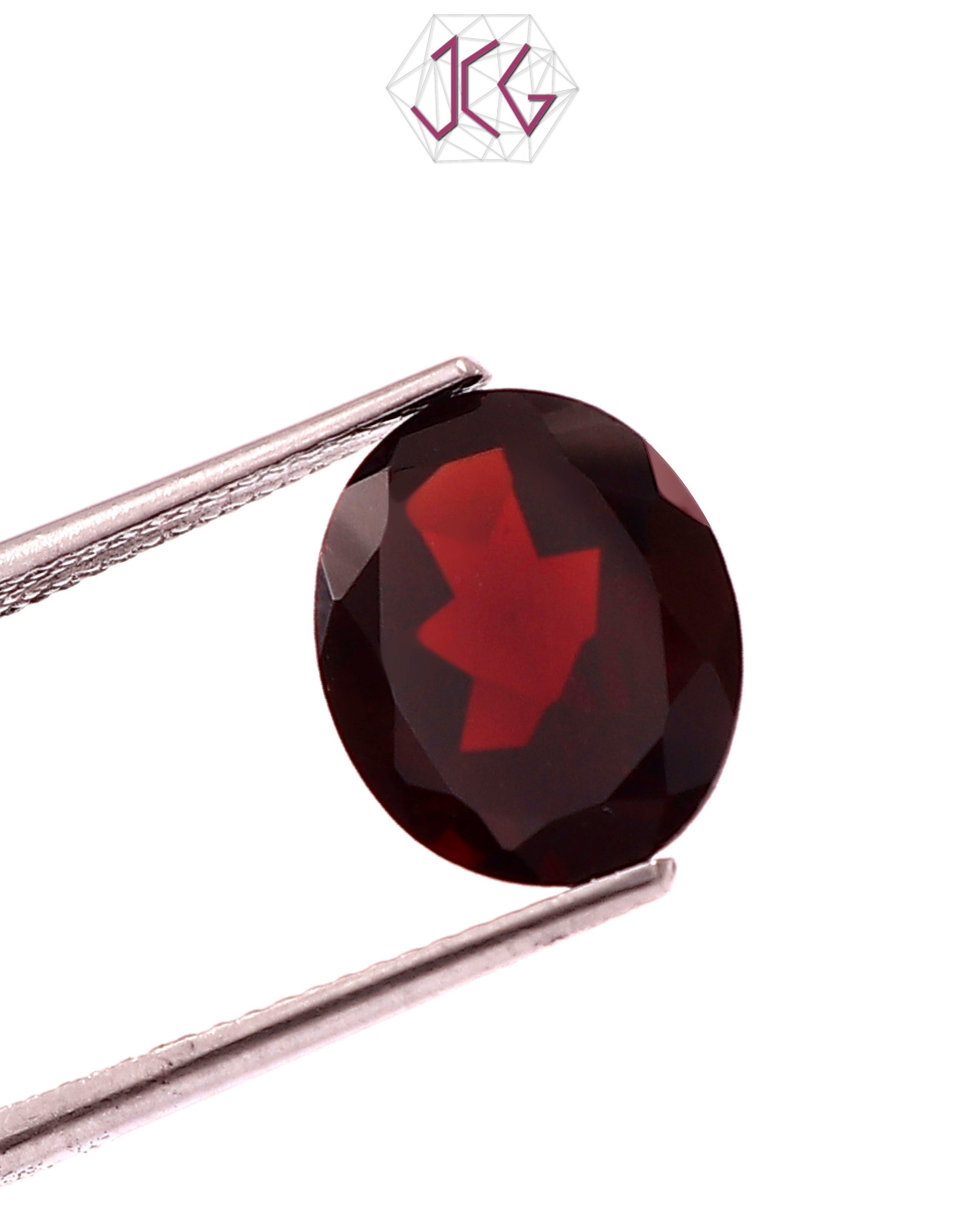 Natural Oval Garnet Stone 4.35 Carat / 4.82 Ratti (With Certificate)