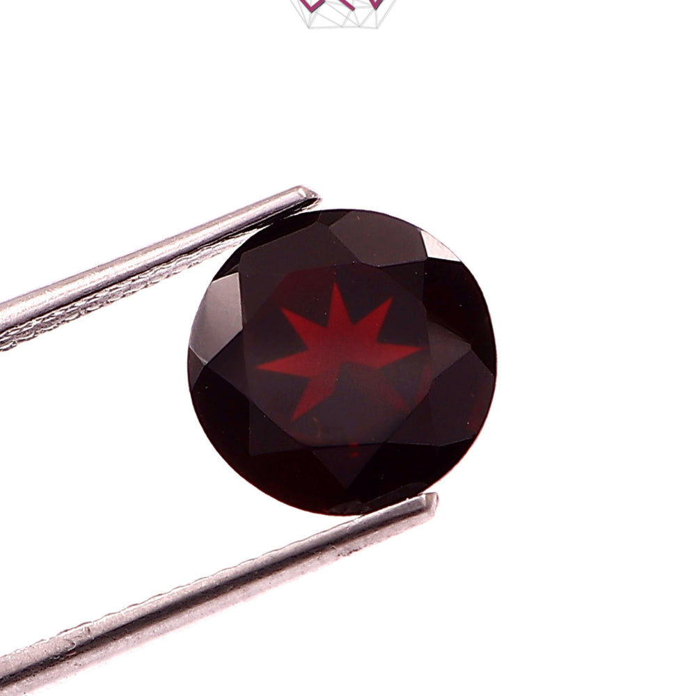 Natural Round Garnet Stone 3.55 Carat / 3.94 Ratti (With Certificate)