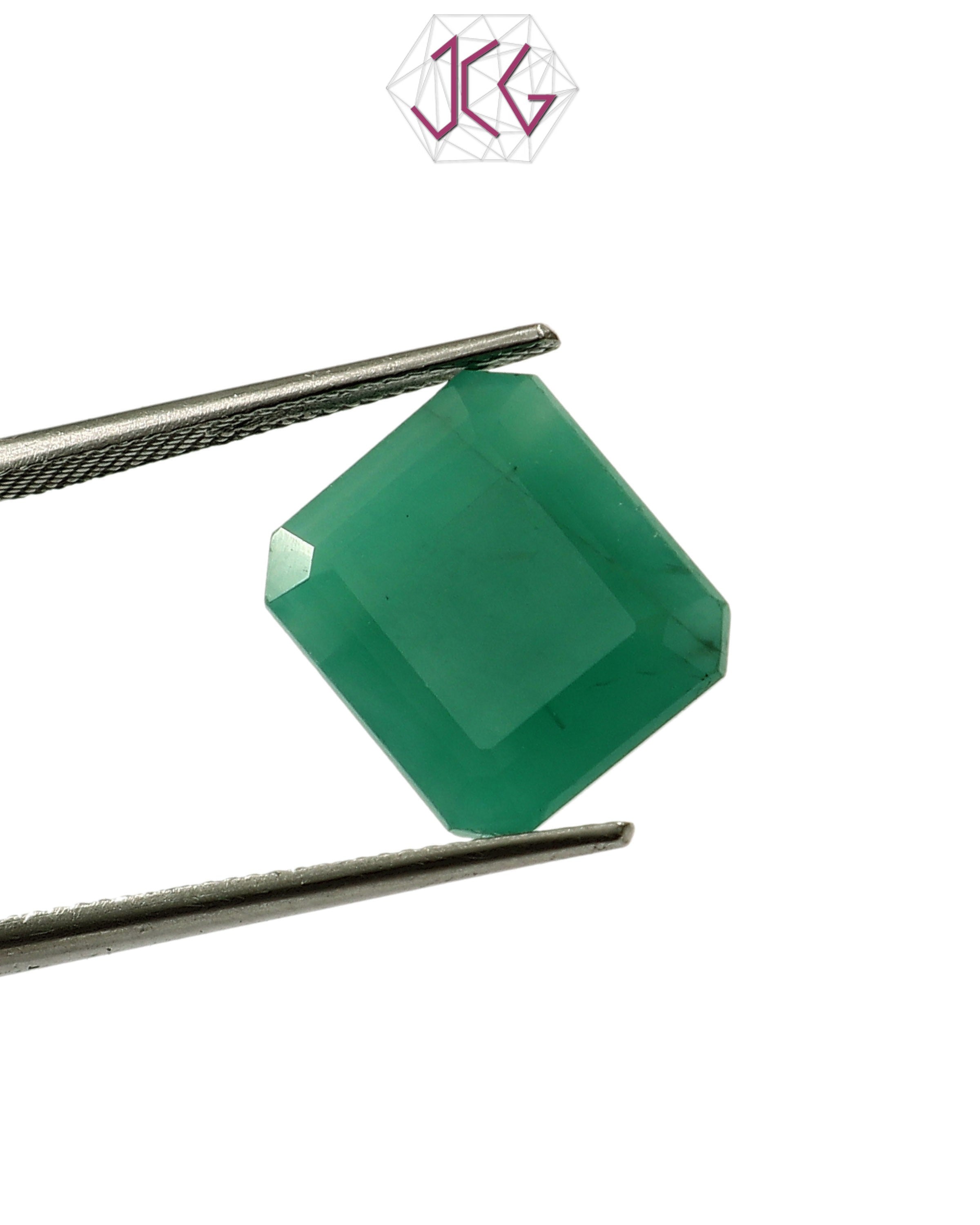 Natural Emerald (Panna) Stone 9.05 Carat / 10.05 Ratti (With Certificate)