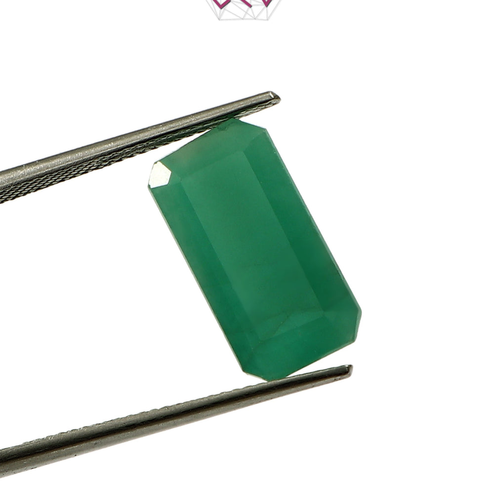 Natural Emerald (Panna) Stone 7.00 Carat / 7.60 Ratti (With Certificate)