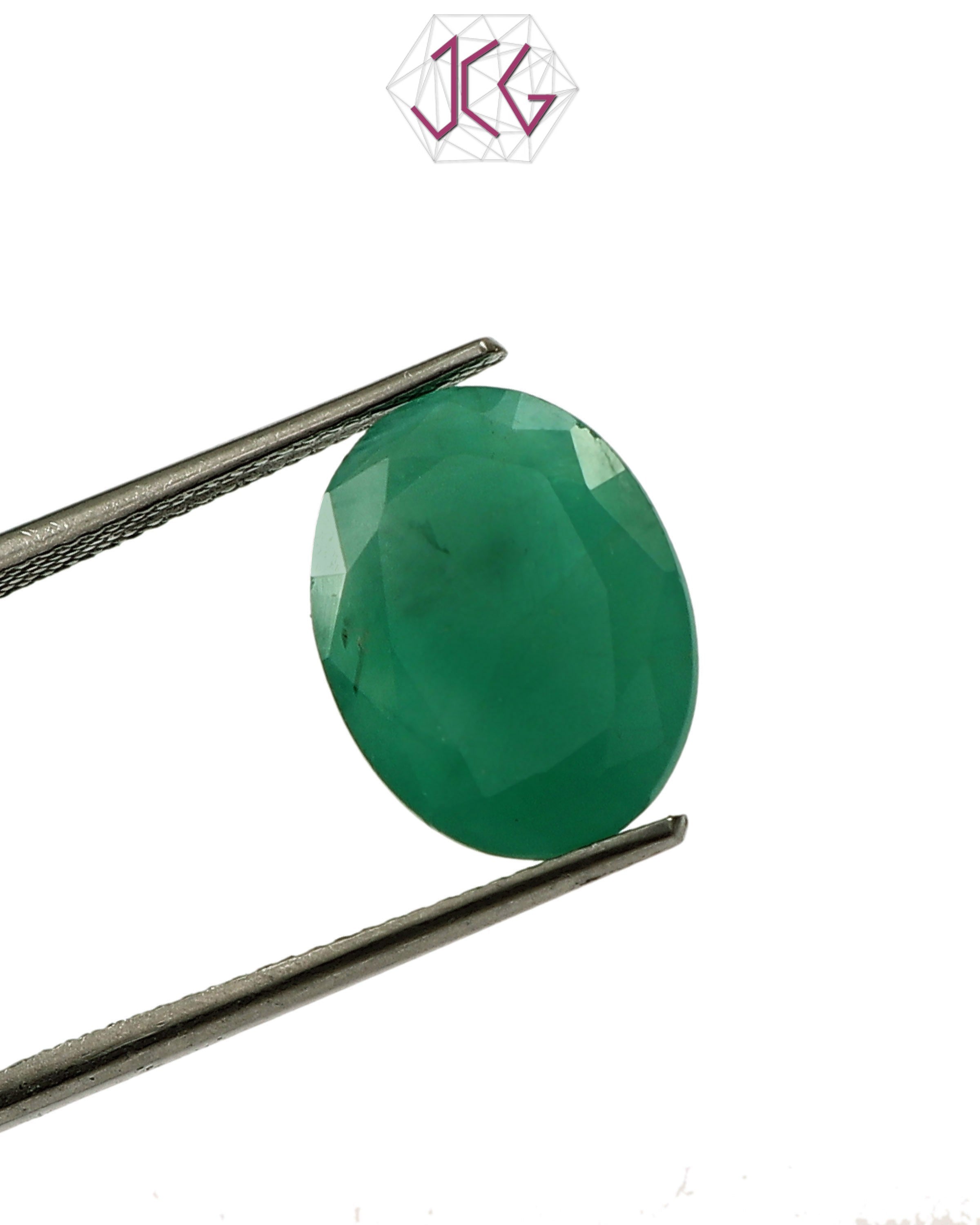 Natural Emerald (Panna) Stone 5.60 Carat / 6.15 Ratti (With Certificate)