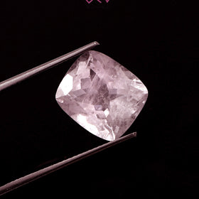 Natural Kunzite Stone 7.30 Carat (With Certificate)